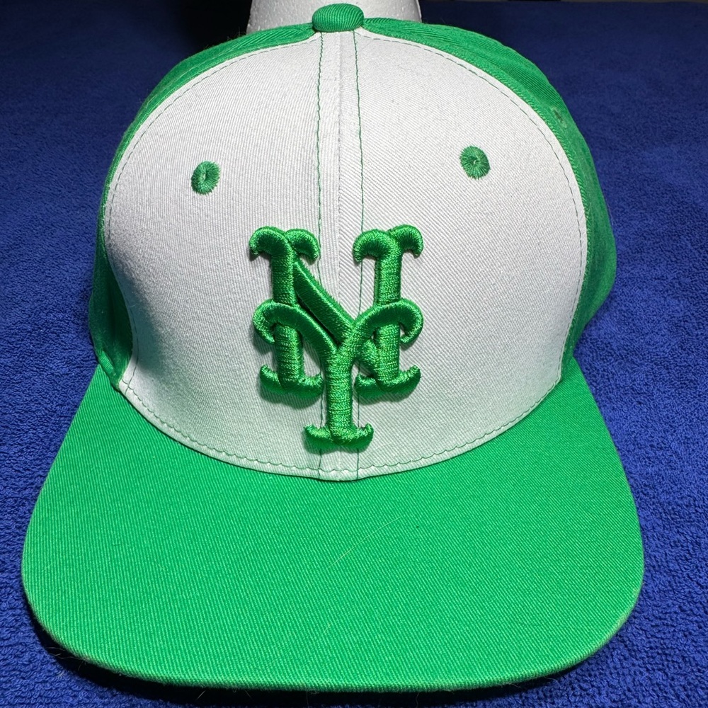 Brand new Cotopaxi New York Mets St Patrick’s Day hat.